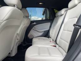 MERCEDES-BENZ - B 200 - 2014/2014 - Cinza - R$ 74.900,00