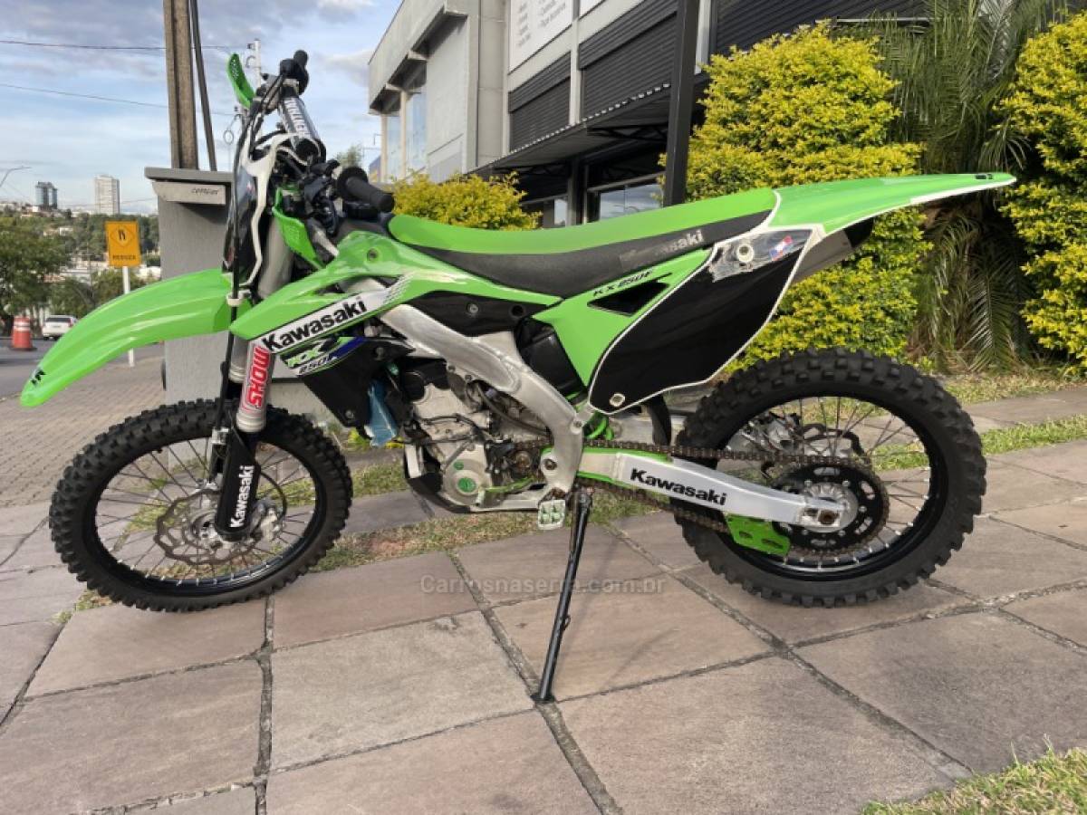 KAWASAKI - KX 250F - 2015/2015 - Verde - R$ 26.800,00