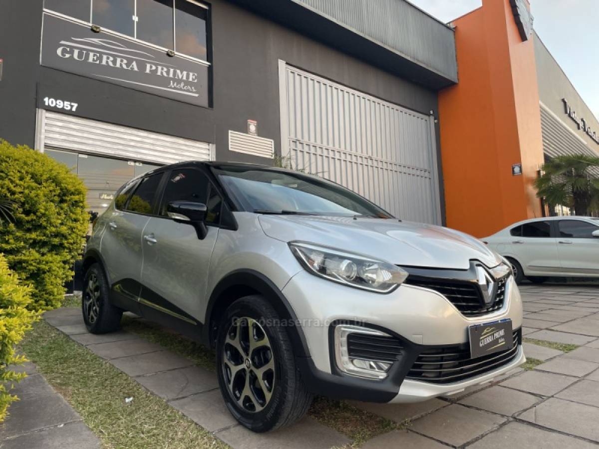 RENAULT - CAPTUR - 2019/2019 - Prata - R$ 78.800,00