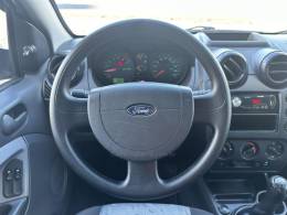 FORD - FIESTA - 2010/2010 - Prata - R$ 27.800,00