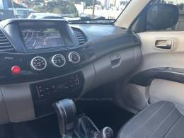 MITSUBISHI - L200 TRITON - 2015/2015 - Prata - R$ 122.900,00