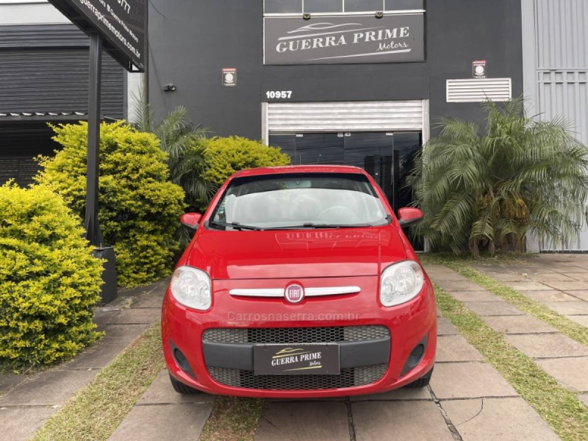 FIAT - PALIO - 2016/2016 - Vermelha - R$ 41.800,00