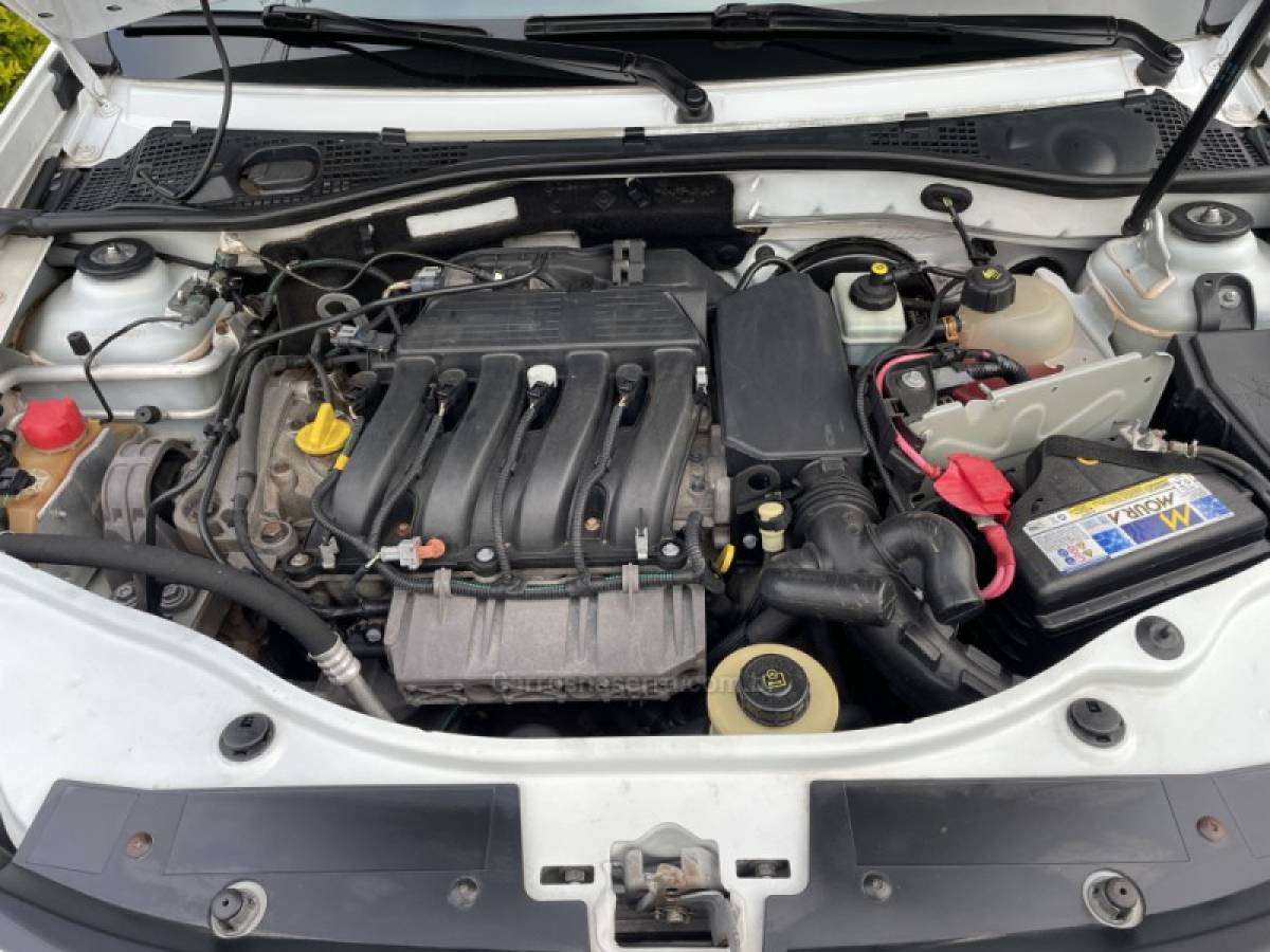 RENAULT - DUSTER - 2014/2014 - Branca - R$ 58.900,00