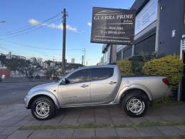 MITSUBISHI - L200 TRITON - 2015/2015 - Prata - R$ 122.900,00