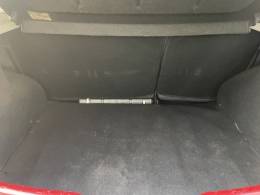 RENAULT - SANDERO - 2011/2011 - Vermelha - R$ 37.900,00