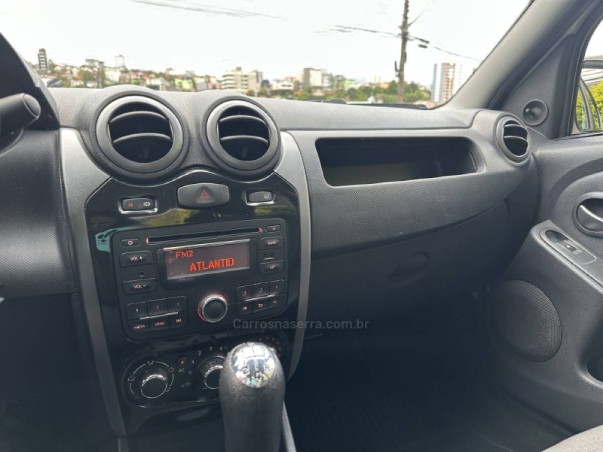 RENAULT - LOGAN - 2013/2013 - Branca - R$ 29.900,00