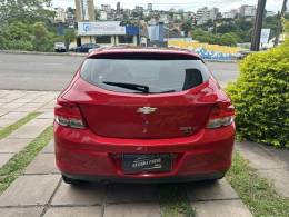 CHEVROLET - ONIX - 2015/2015 - Vermelha - R$ 43.800,00