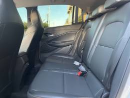 CHEVROLET - ONIX - 2020/2020 - Branca - R$ 78.800,00