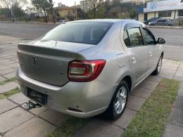 RENAULT - LOGAN - 2015/2015 - Prata - R$ 44.900,00