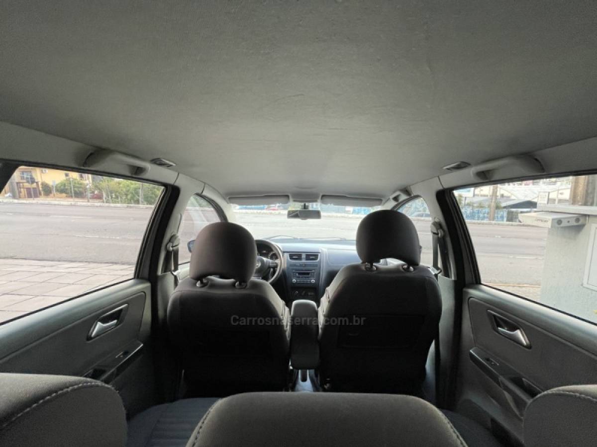 VOLKSWAGEN - SPACE CROSS - 2012/2012 - Prata - R$ 40.900,00