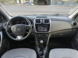 RENAULT - LOGAN - 2015/2015 - Prata - R$ 44.900,00