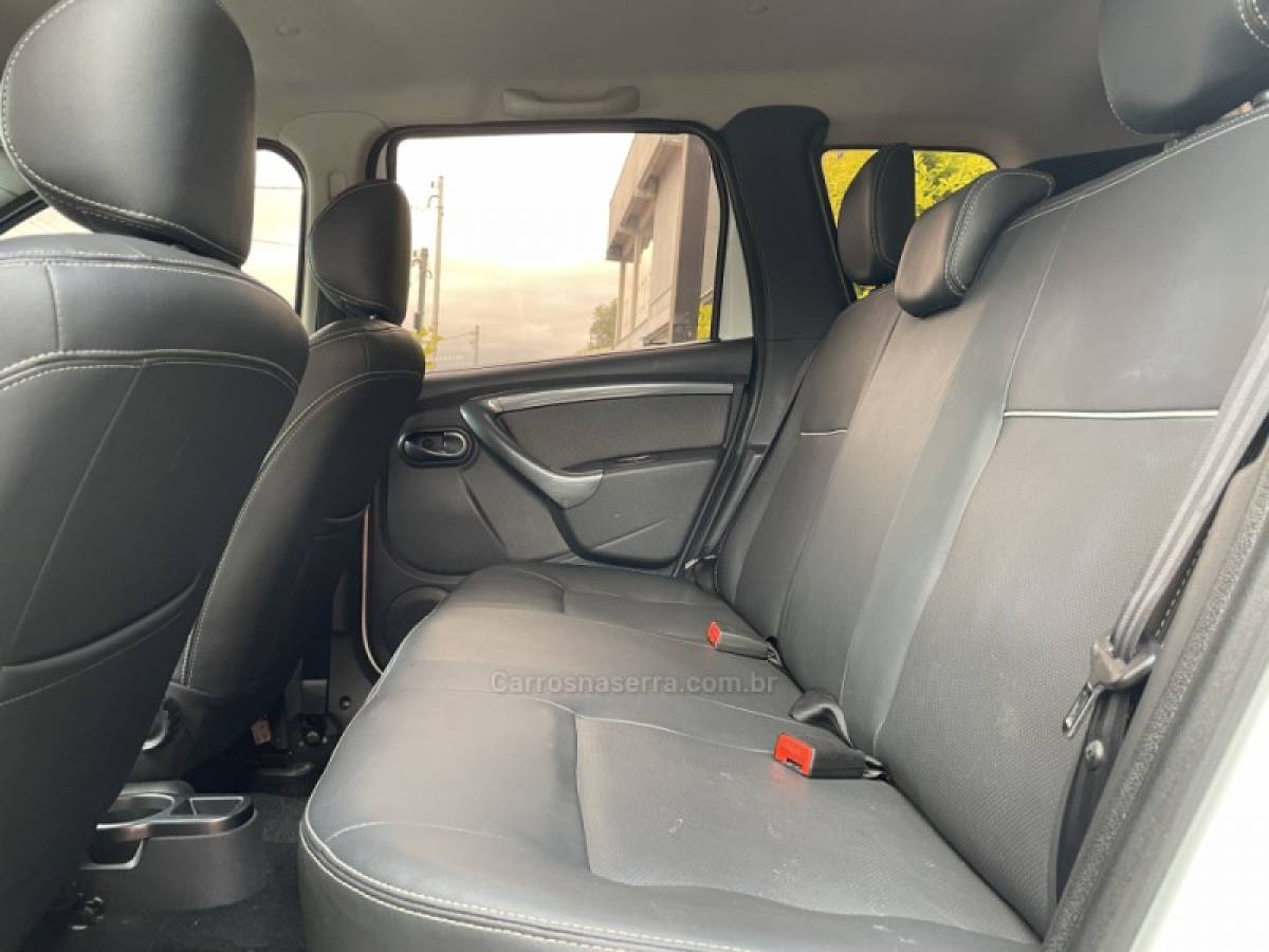 RENAULT - DUSTER - 2014/2014 - Branca - R$ 58.900,00