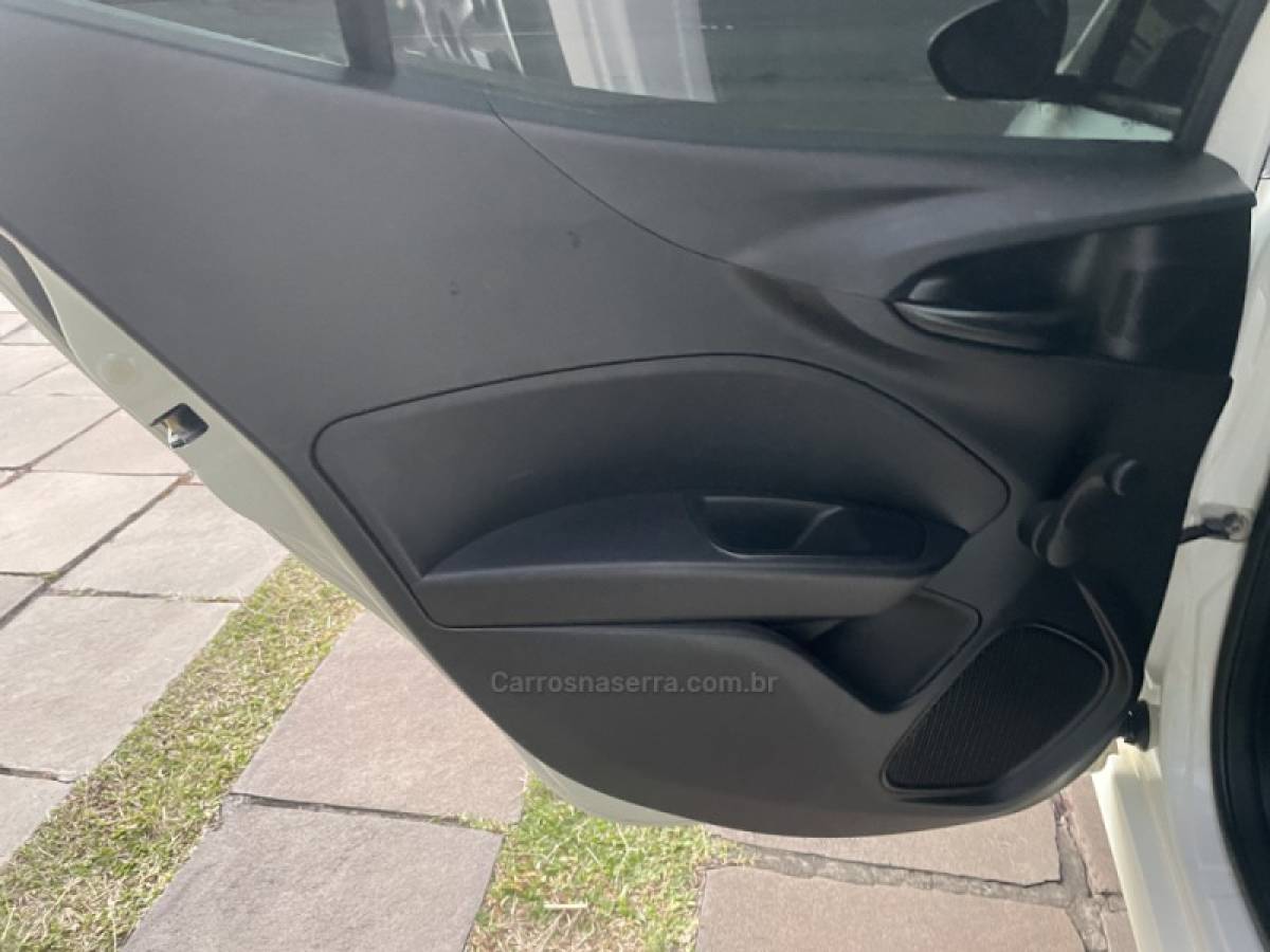 FIAT - ARGO - 2018/2018 - Branca - R$ 55.500,00