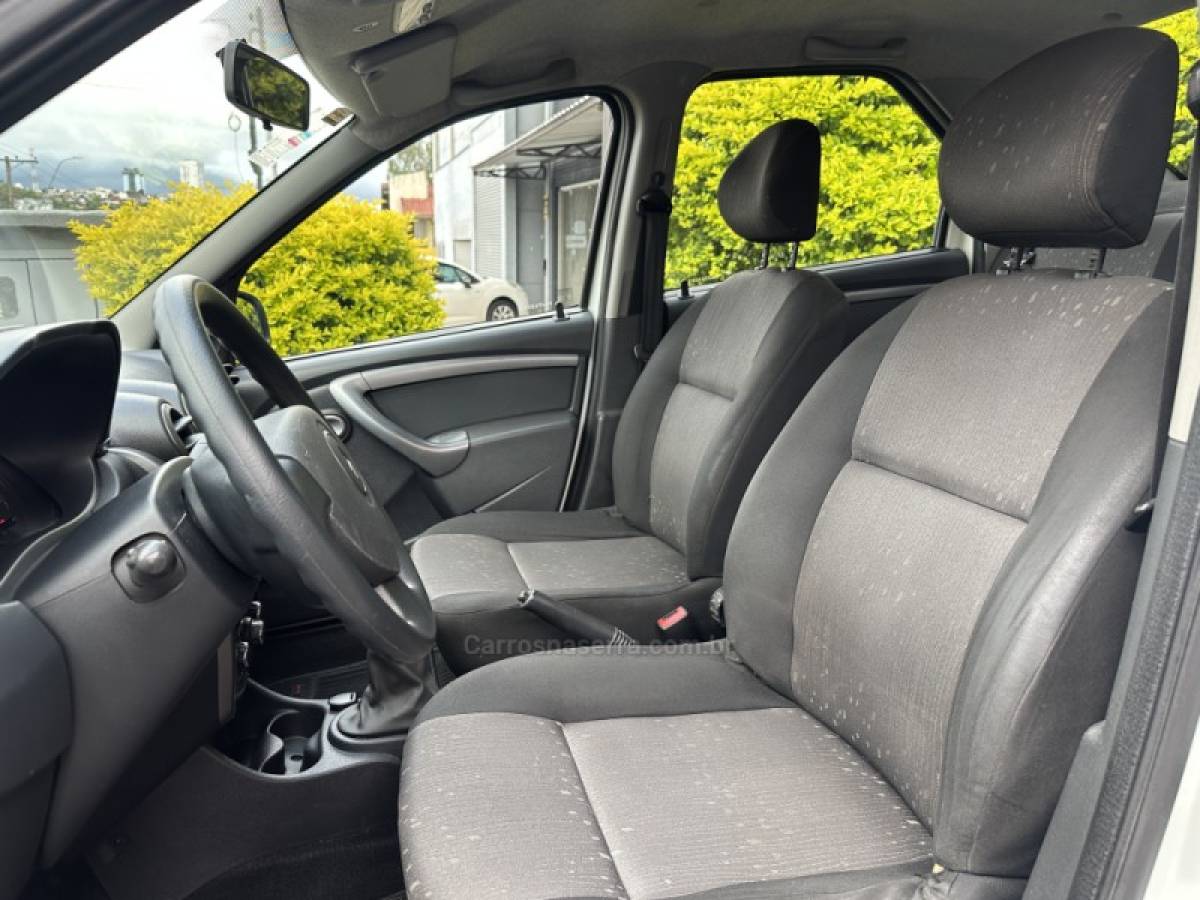 RENAULT - LOGAN - 2013/2013 - Branca - R$ 29.900,00