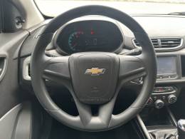 CHEVROLET - ONIX - 2015/2015 - Vermelha - R$ 43.800,00