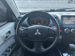 MITSUBISHI - L200 TRITON - 2015/2015 - Prata - R$ 122.900,00