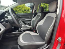 CHEVROLET - ONIX - 2015/2015 - Vermelha - R$ 43.800,00