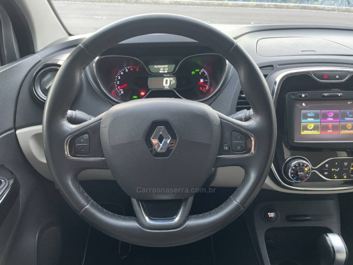 RENAULT - CAPTUR - 2019/2019 - Prata - R$ 78.800,00