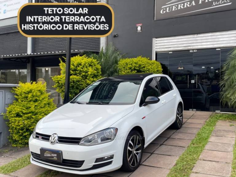 VOLKSWAGEN - GOLF - 2015/2015 - Branca - R$ 86.900,00